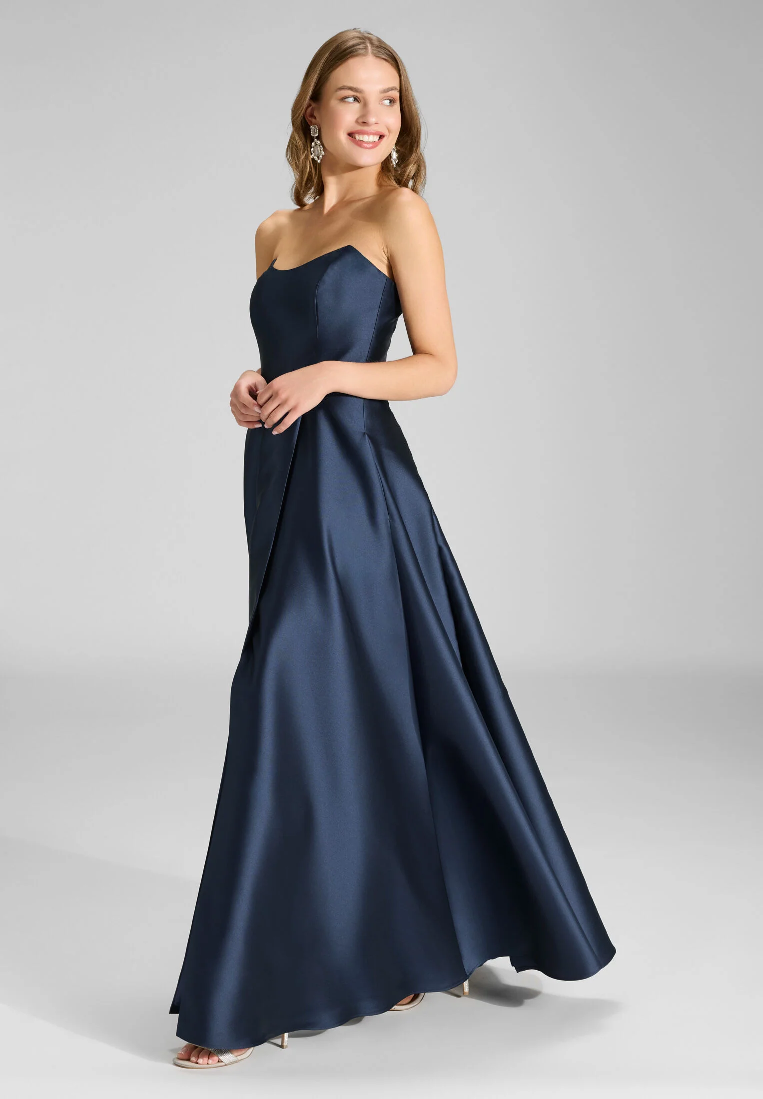 Abendkleid aus edlem Twill mit Korsage Oberteil - Image 5