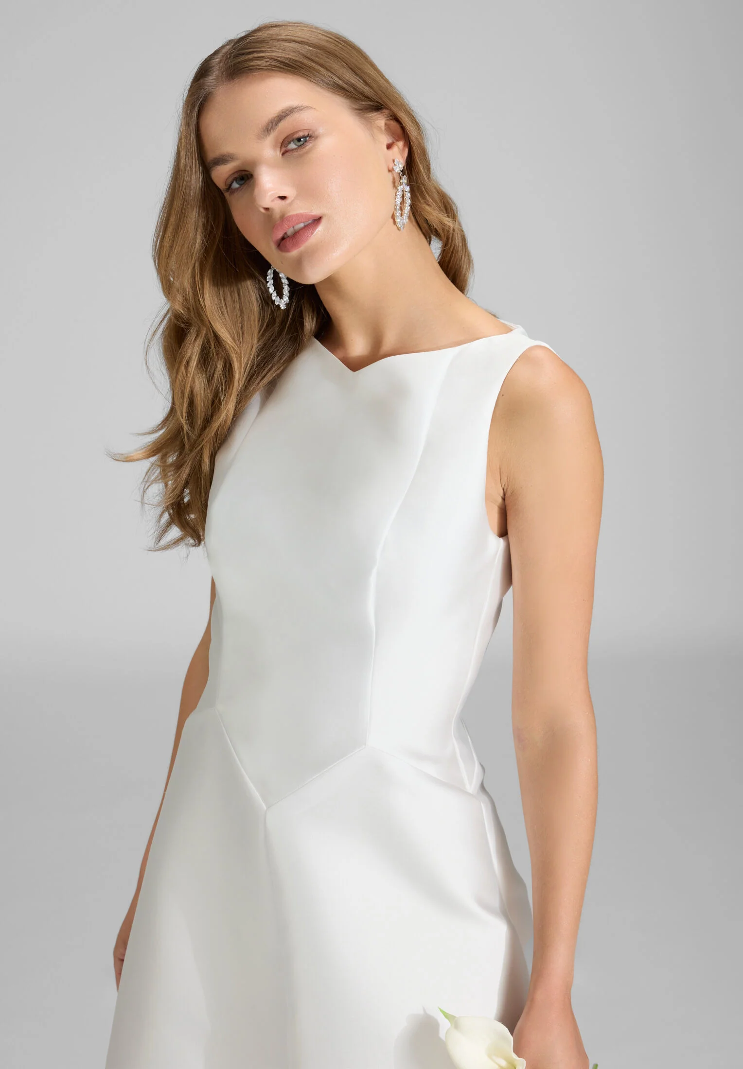 Robenartiges Abendkleid mit Eingrifftaschen - Image 6