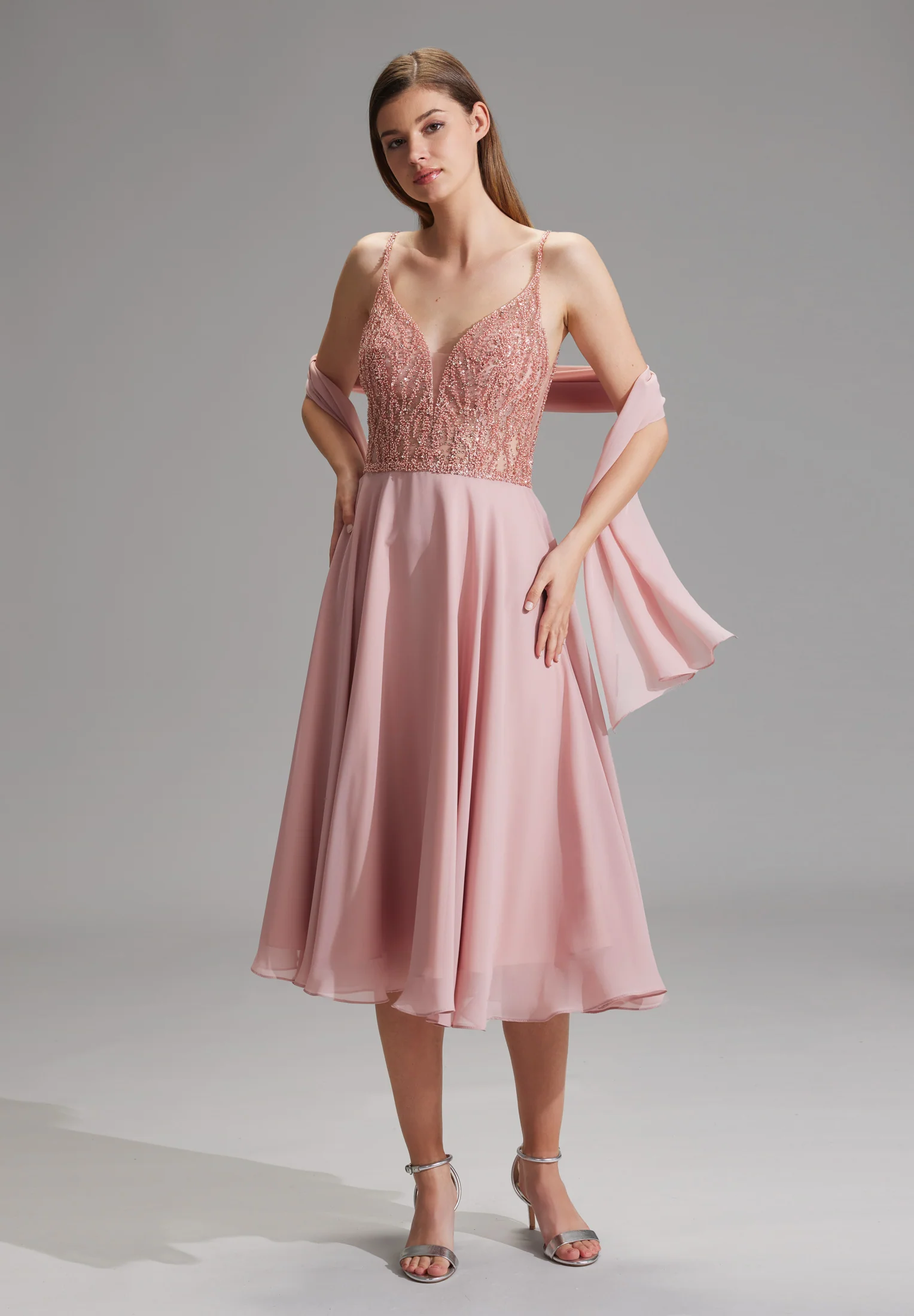 Stola aus Chiffon - Image 40